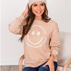Pink lily Smiley sweatshirt